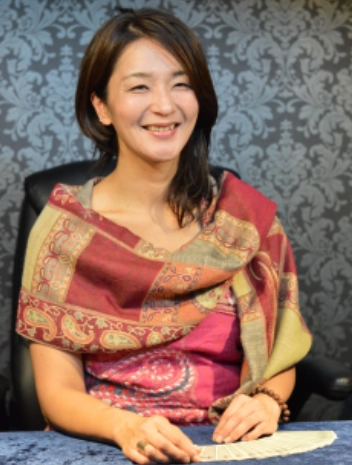 千里眼　結由先生
